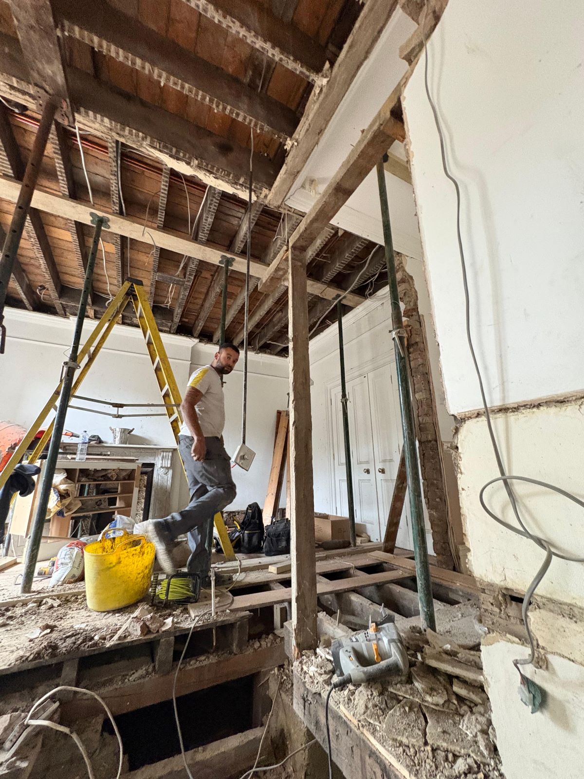 fded05d0-39fb-4910-b095-8f2c016a738d